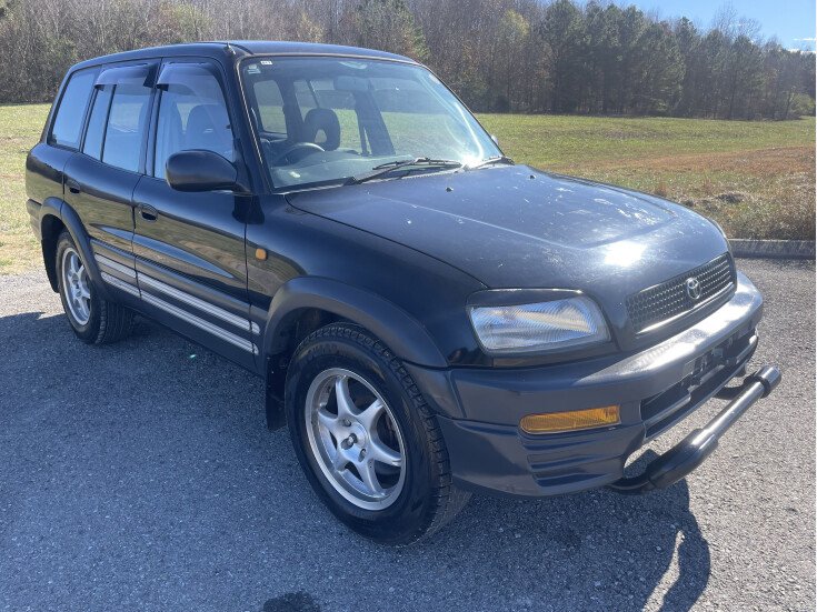 Thumbnail Photo undefined for 1996 Toyota RAV4 4WD 4-Door